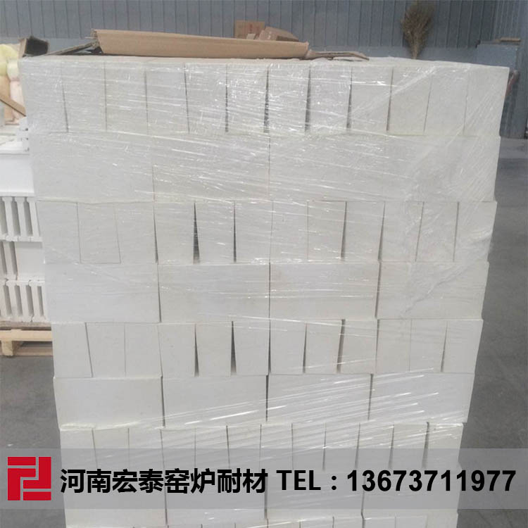 轻质莫来石砖在玻璃电熔窑中